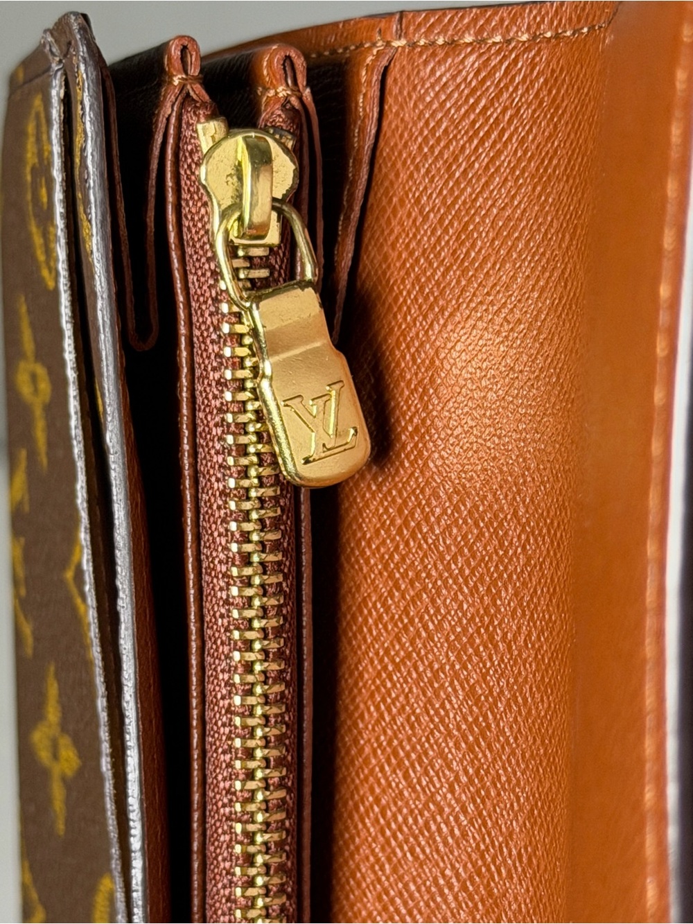 Louis Vuitton monogram Sarah wallet - Picture 10 of 16